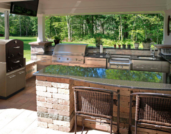 Outdoor Kitchens