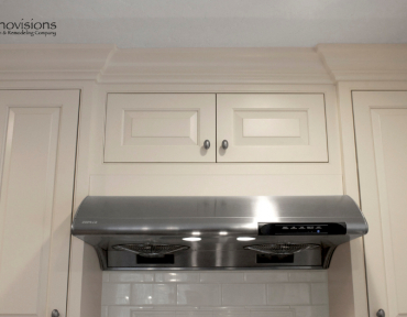 hoodandcrownmolding